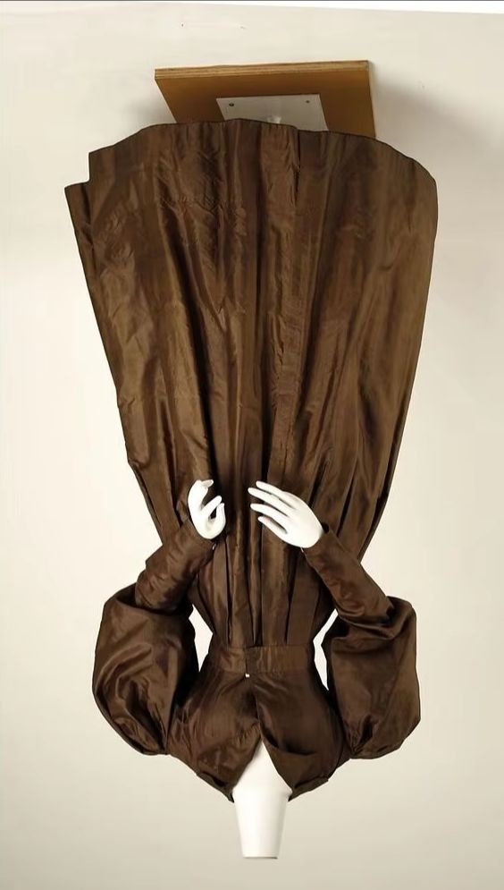 Dresses - Vestido de gala victoriano con mangas